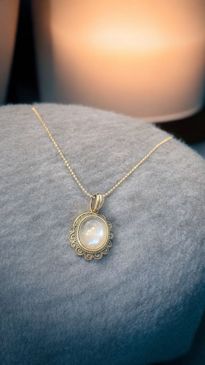 🌙Sterling Silver Moonstone Pendant Necklace | Vintage-Inspired Natural Gemstone🌙