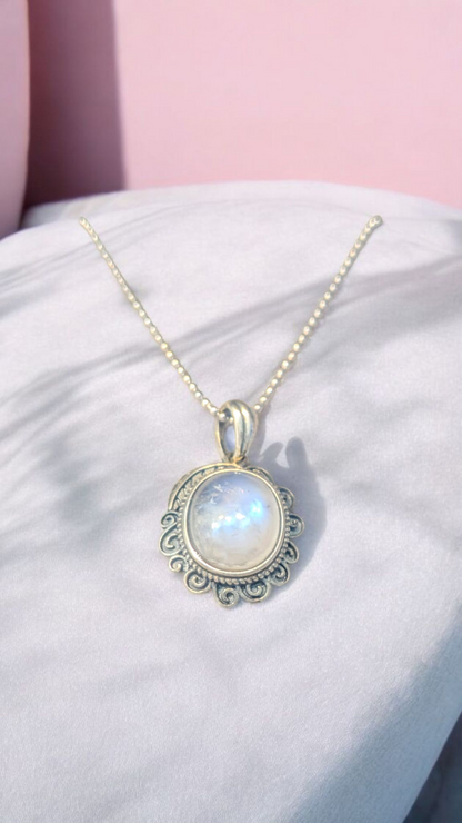 🌙Sterling Silver Moonstone Pendant Necklace | Vintage-Inspired Natural Gemstone🌙
