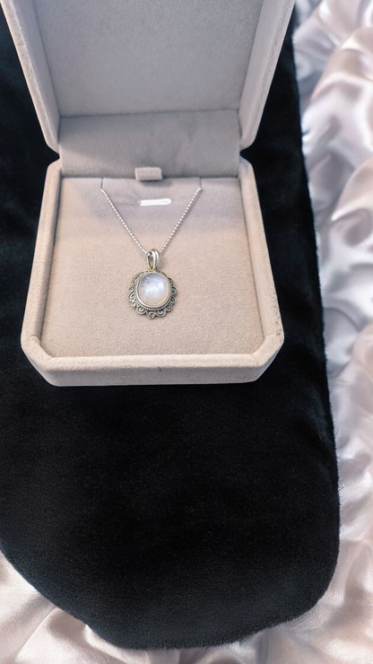 🌙Sterling Silver Moonstone Pendant Necklace | Vintage-Inspired Natural Gemstone🌙